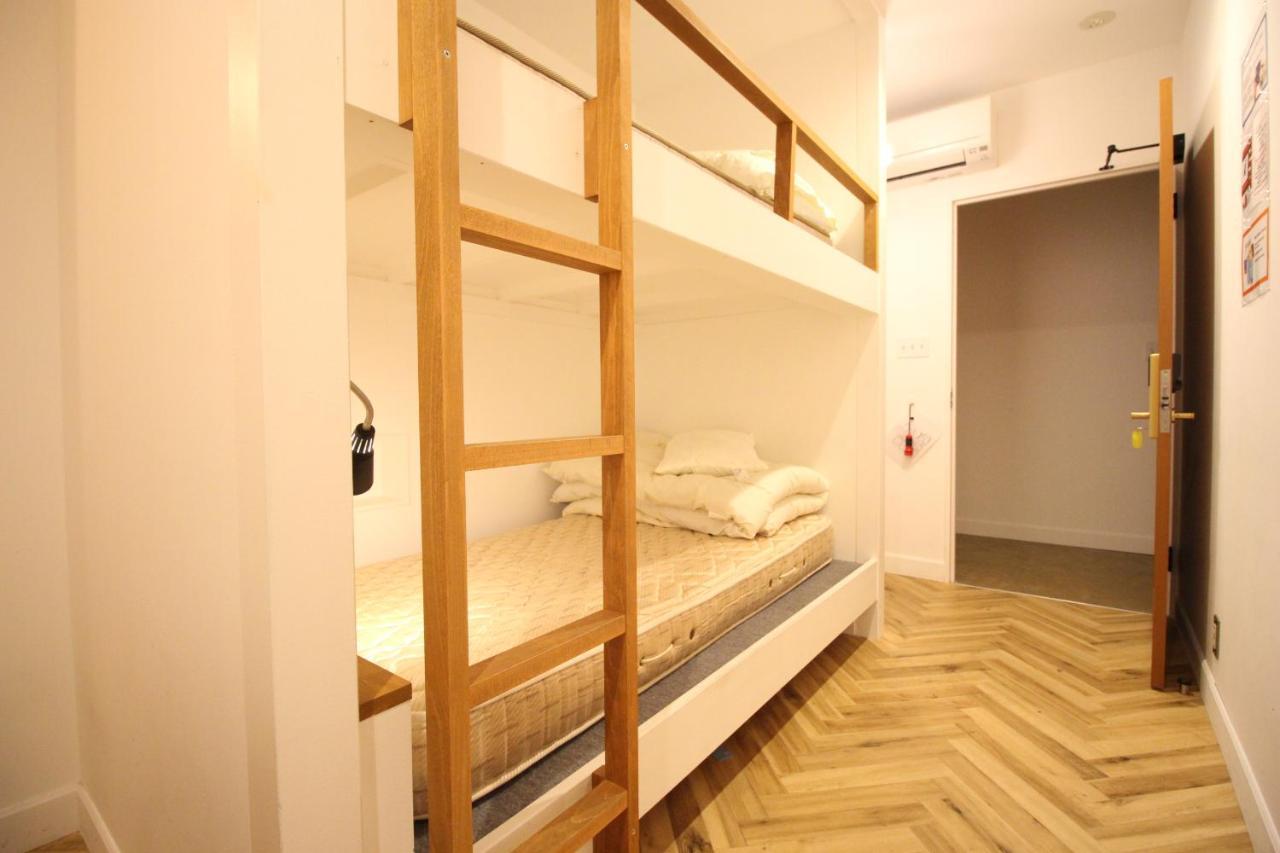 The Next Door Dormitory & Private Hostel Kyōto Esterno foto